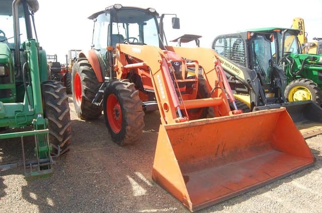 Image of Kubota M8560 equipment image 3