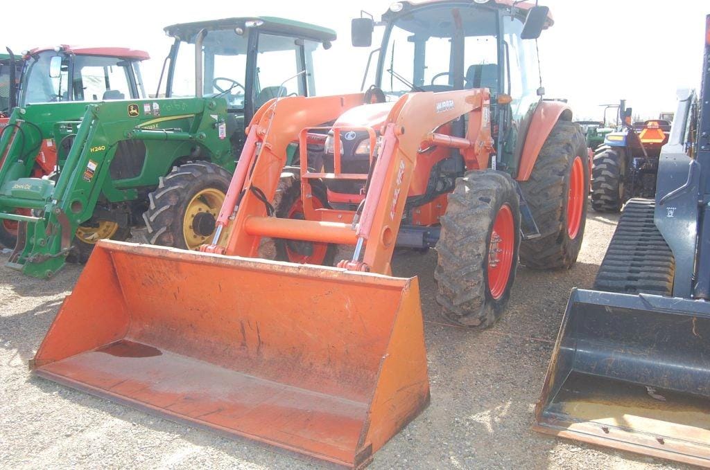 Kubota M8560 Equipment Image0