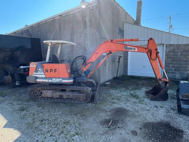 Image of Kubota KH045 equipment image 1
