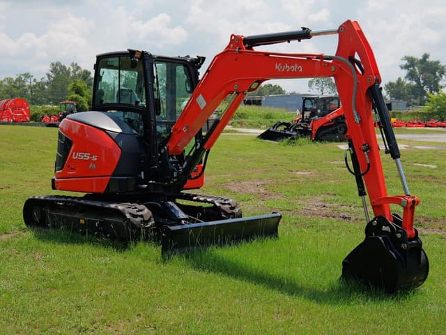 Image of Kubota U55-5 equipment image 1