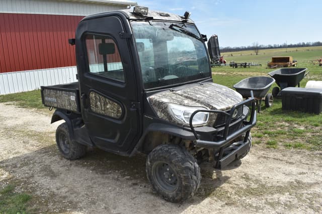 Image of Kubota RTV-X1100 equipment image 2