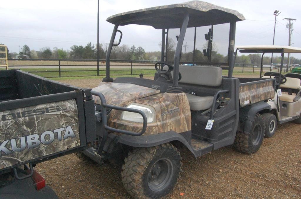 Kubota RTV900 Equipment Image0