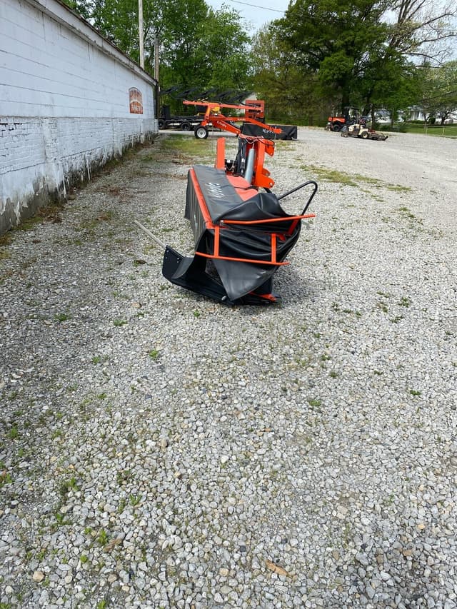 Image of Kubota DM2032 equipment image 1