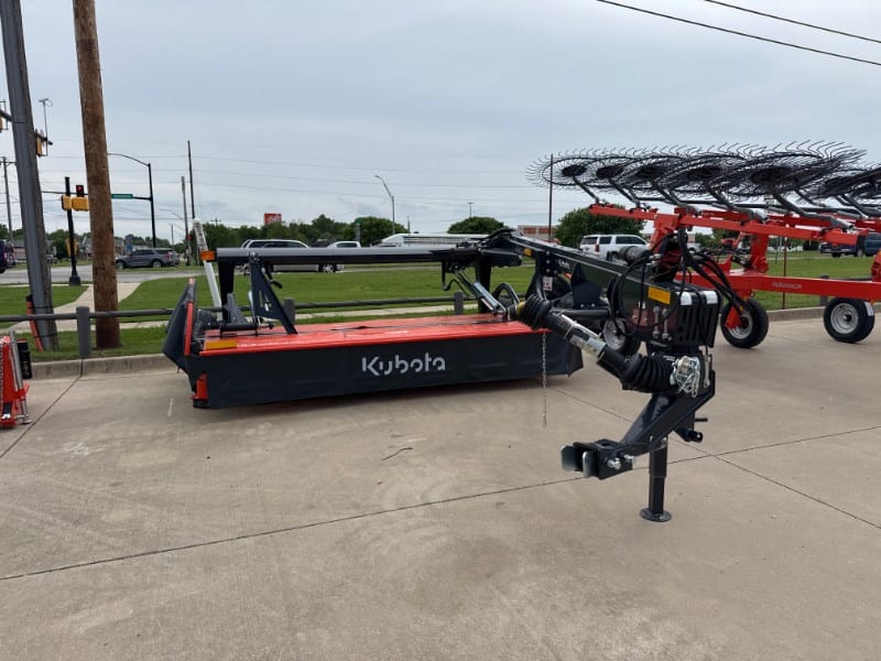 Kubota DM5040 Equipment Image0