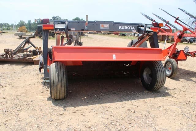 Image of Kubota DM8032T  equipment image 3