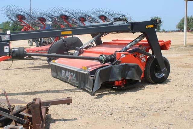 Image of Kubota DM8032T  equipment image 1