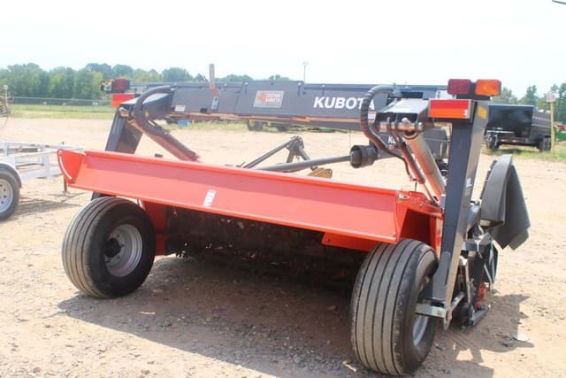 Image of Kubota DM8032T  equipment image 4