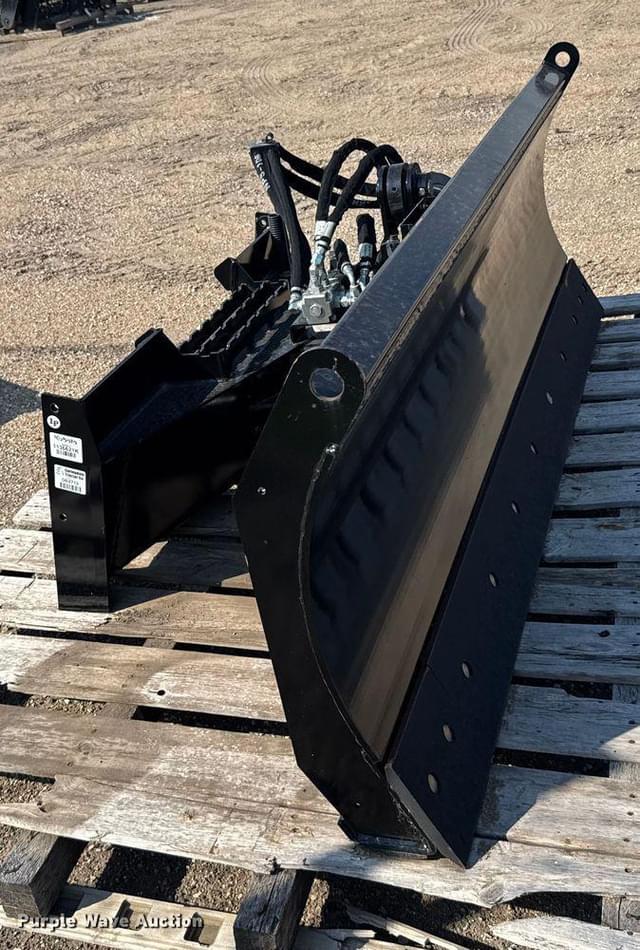 Image of Kubota DZ3084 equipment image 3