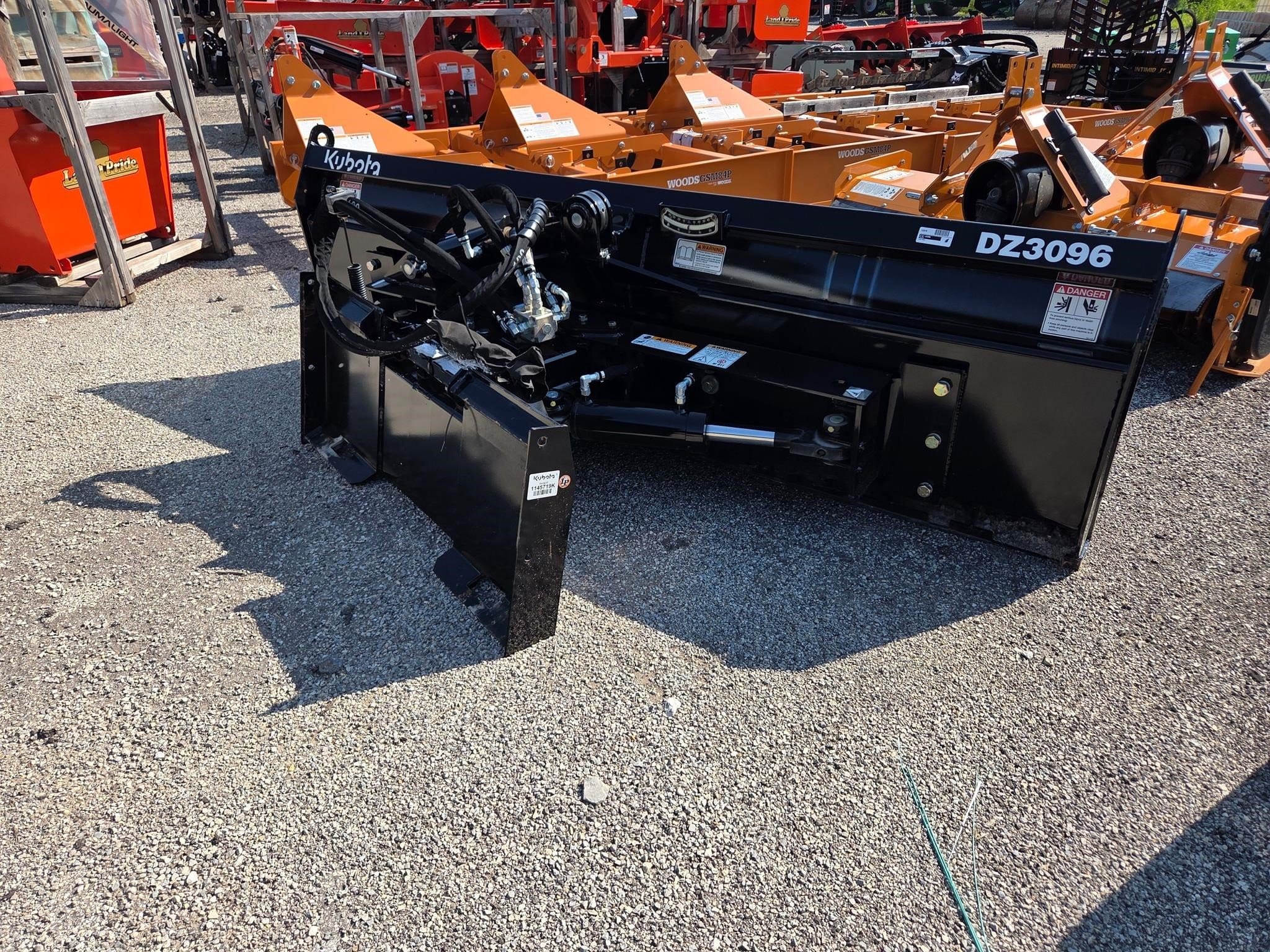 Kubota DZ3096 Equipment Image0