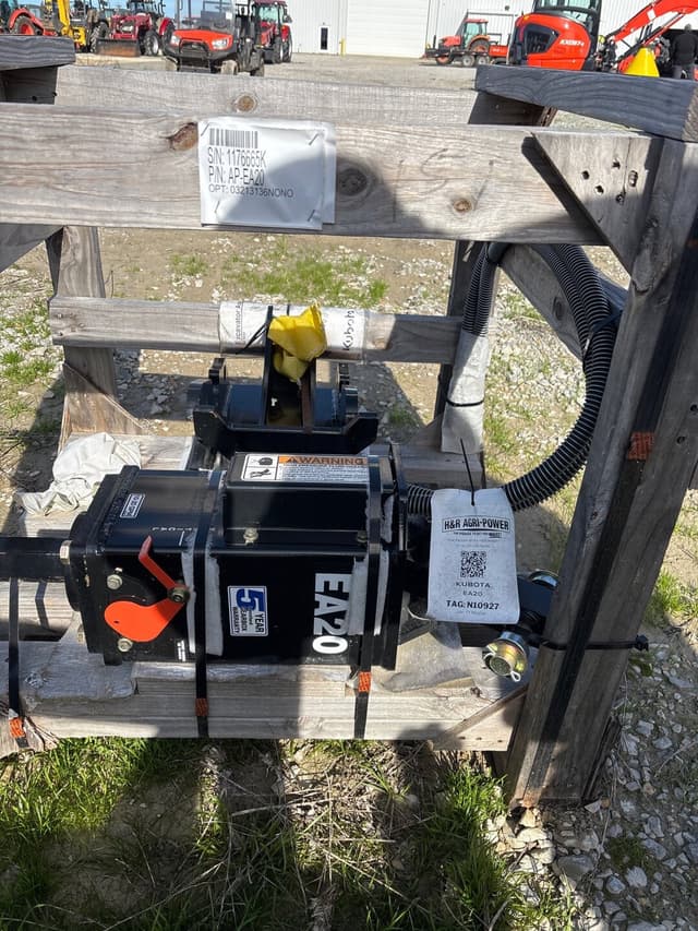 Image of Kubota EA20 equipment image 3