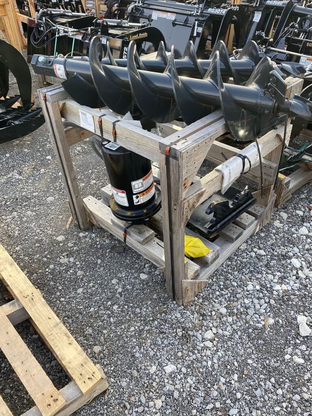 Image of Kubota EA35 equipment image 3