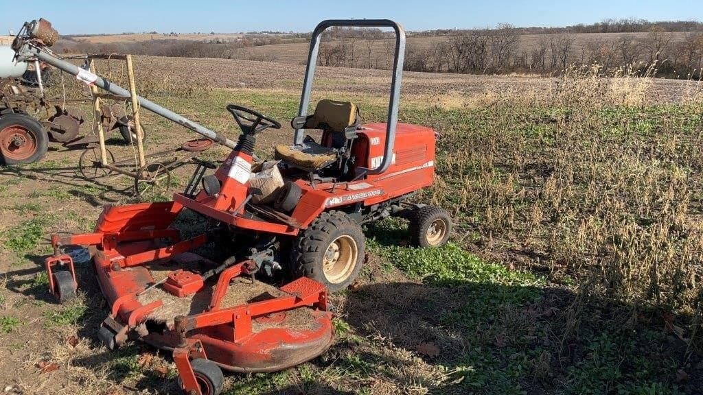 Image of Kubota F2000 Primary image