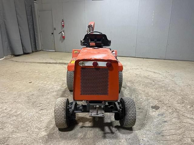 Image of Kubota F2000 equipment image 3