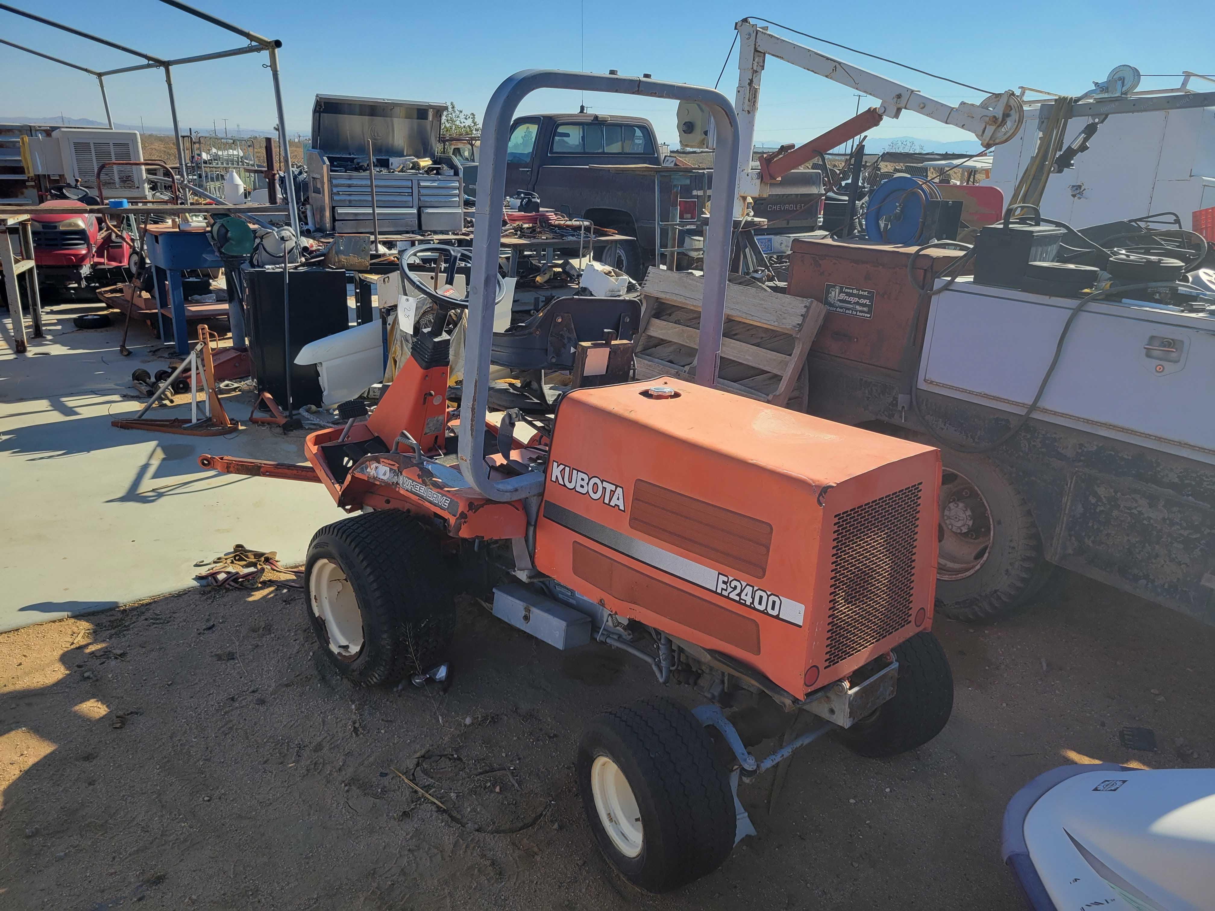 Main image Kubota F2400