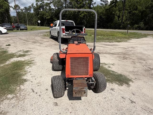 Image of Kubota F2400 equipment image 3