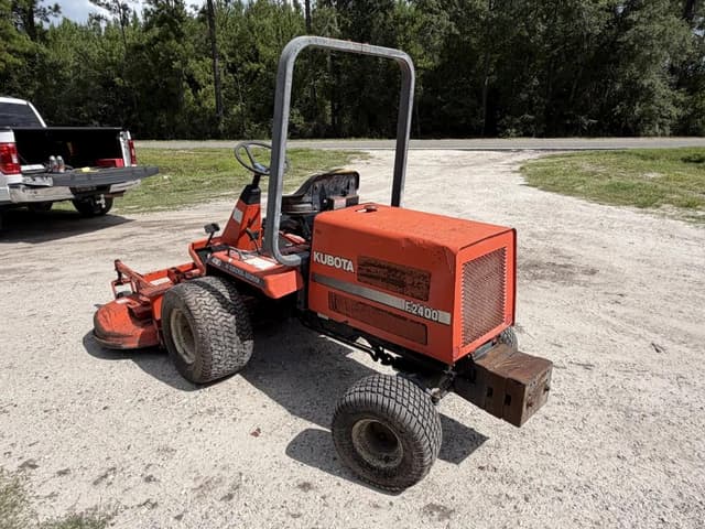 Image of Kubota F2400 equipment image 2