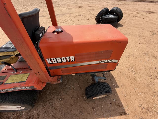 Image of Kubota F2400 equipment image 1