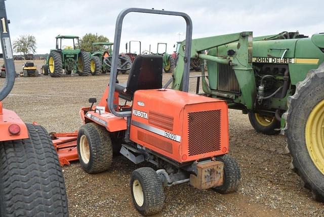 Image of Kubota F2400 equipment image 1