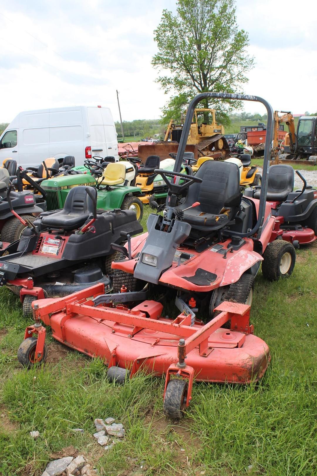 Image of Kubota F2560 Primary image