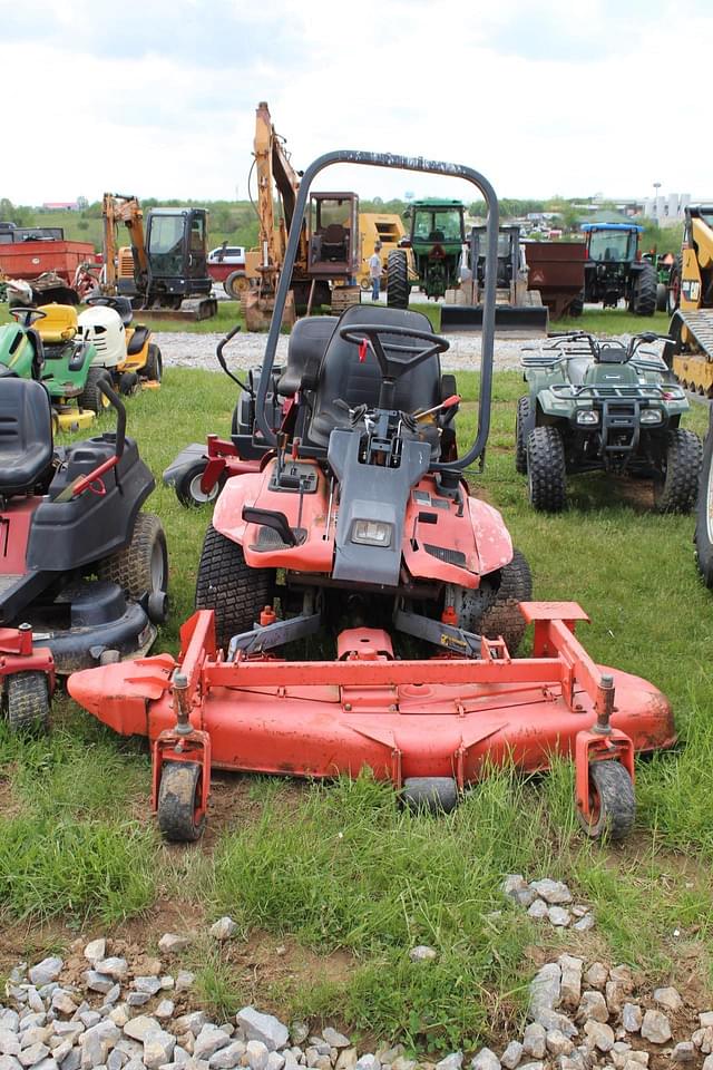 Image of Kubota F2560 equipment image 3