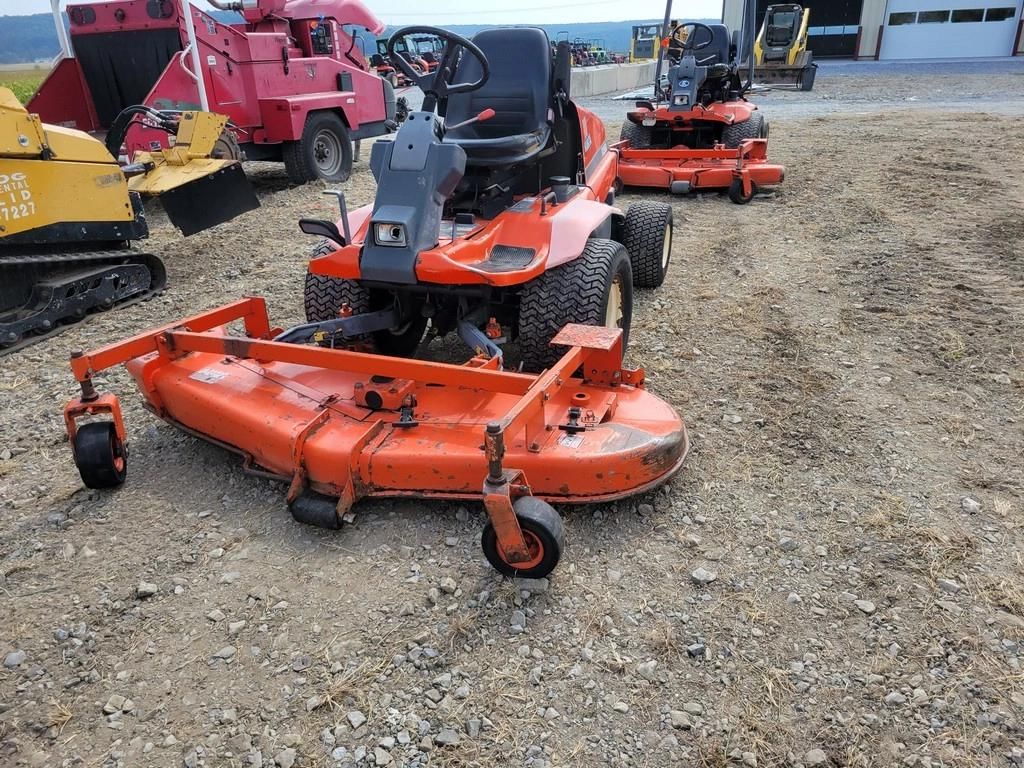 Kubota F2560 Equipment Image0