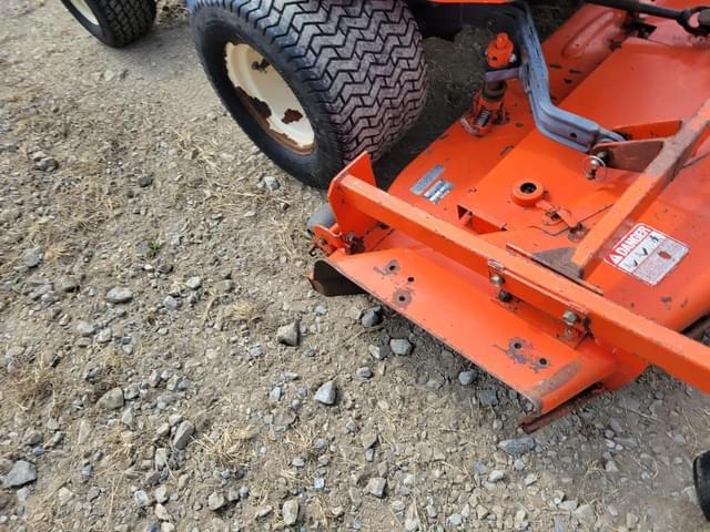 Image of Kubota F2560 equipment image 3
