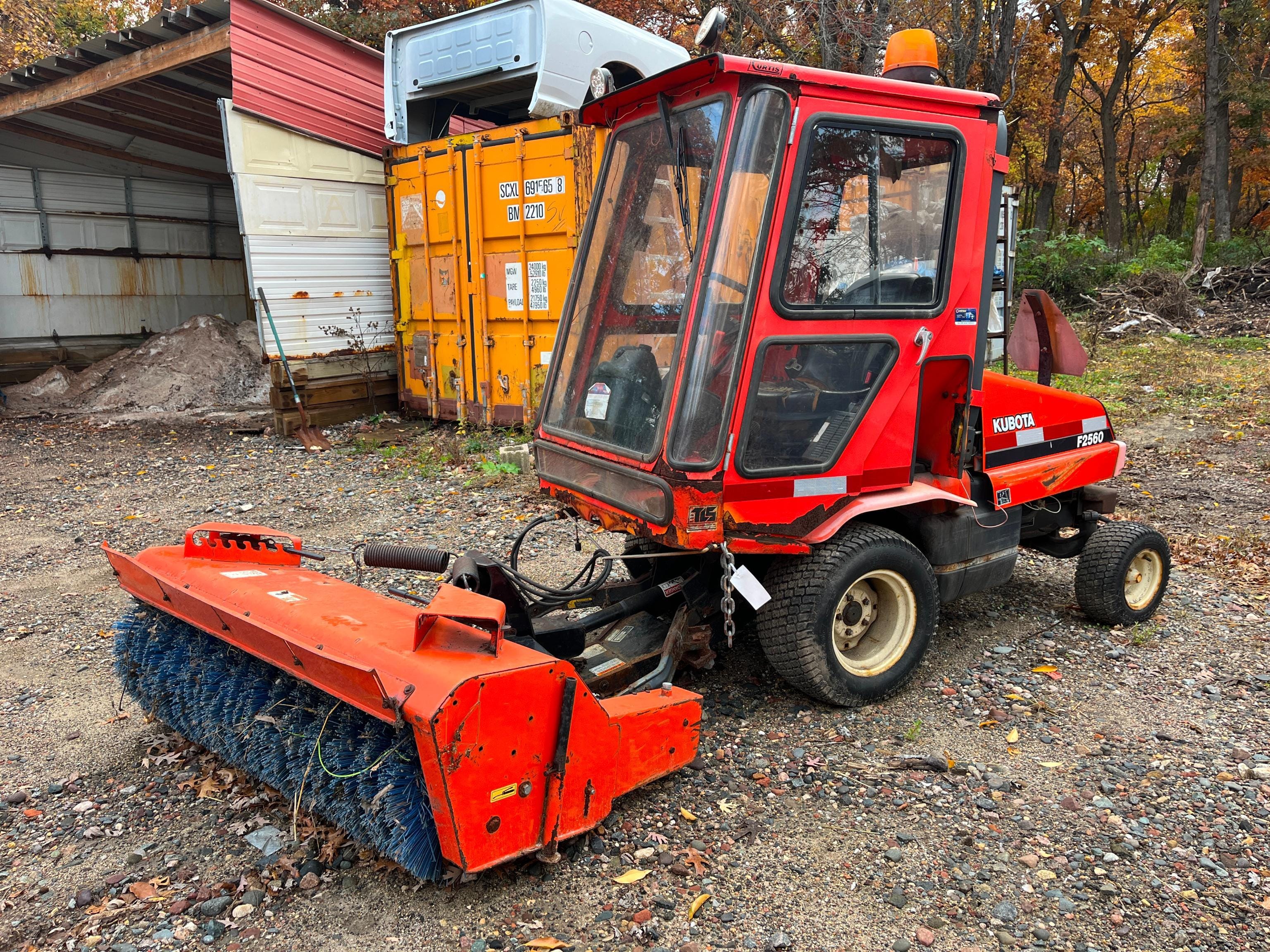 Main image Kubota F2560
