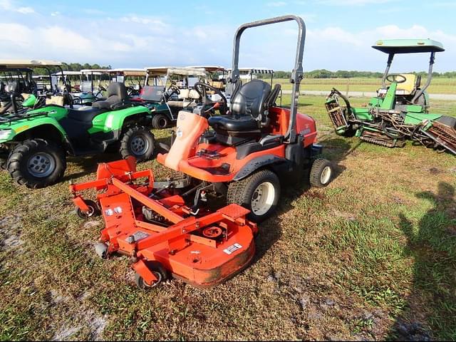 Image of Kubota F2680 equipment image 2