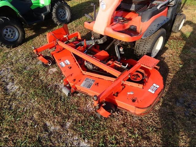 Image of Kubota F2680 equipment image 3