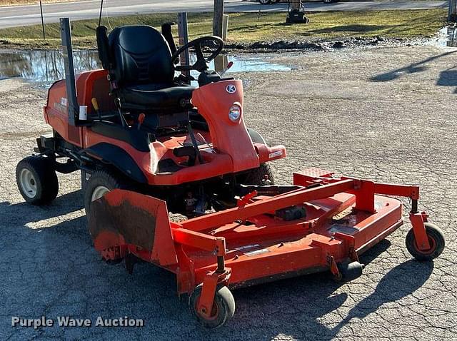 Image of Kubota F2680 equipment image 2