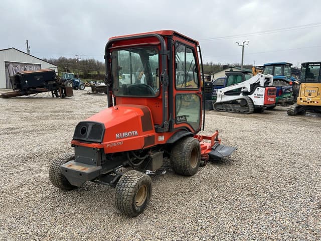 Image of Kubota F2690 equipment image 3