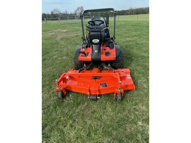 Image of Kubota F2690 equipment image 4