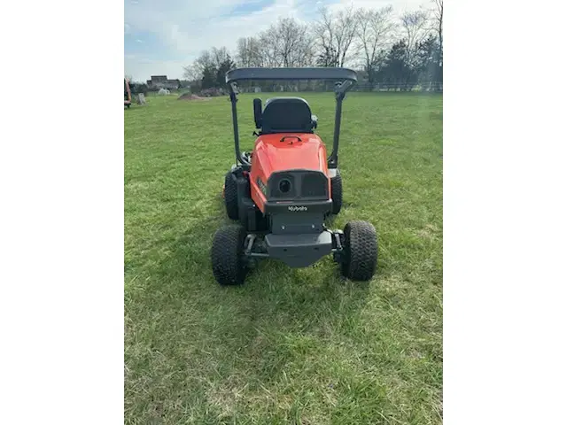 Image of Kubota F2690 equipment image 3