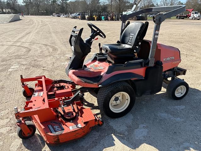 Image of Kubota F2690 equipment image 4