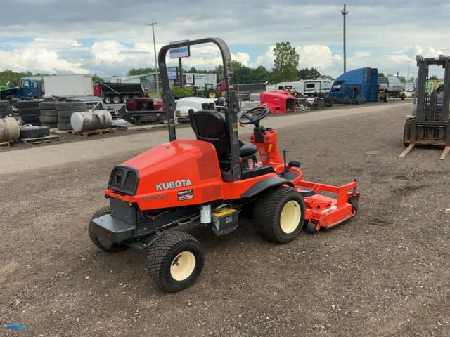 Image of Kubota F2880 equipment image 2