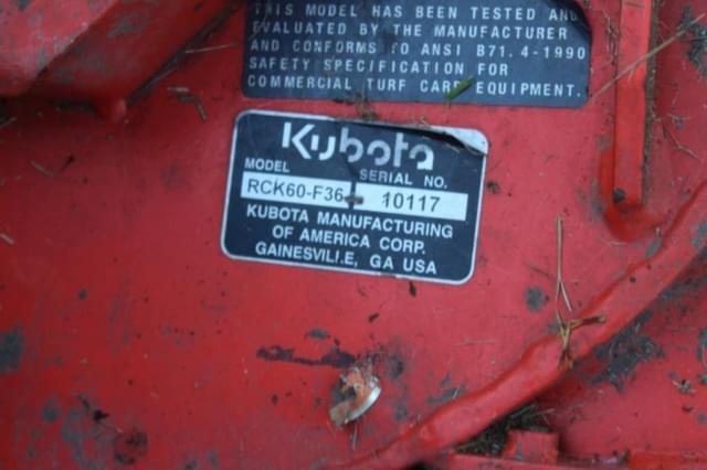 Image of Kubota F2880 equipment image 3