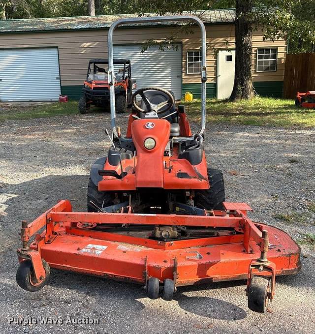 Image of Kubota F2880 equipment image 1