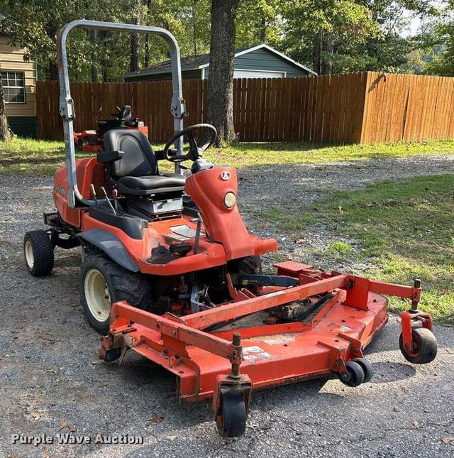 Image of Kubota F2880 equipment image 2