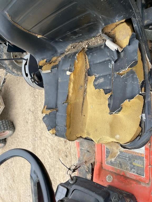 Image of Kubota F3060 equipment image 3