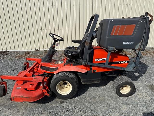 Image of Kubota F3060 equipment image 1