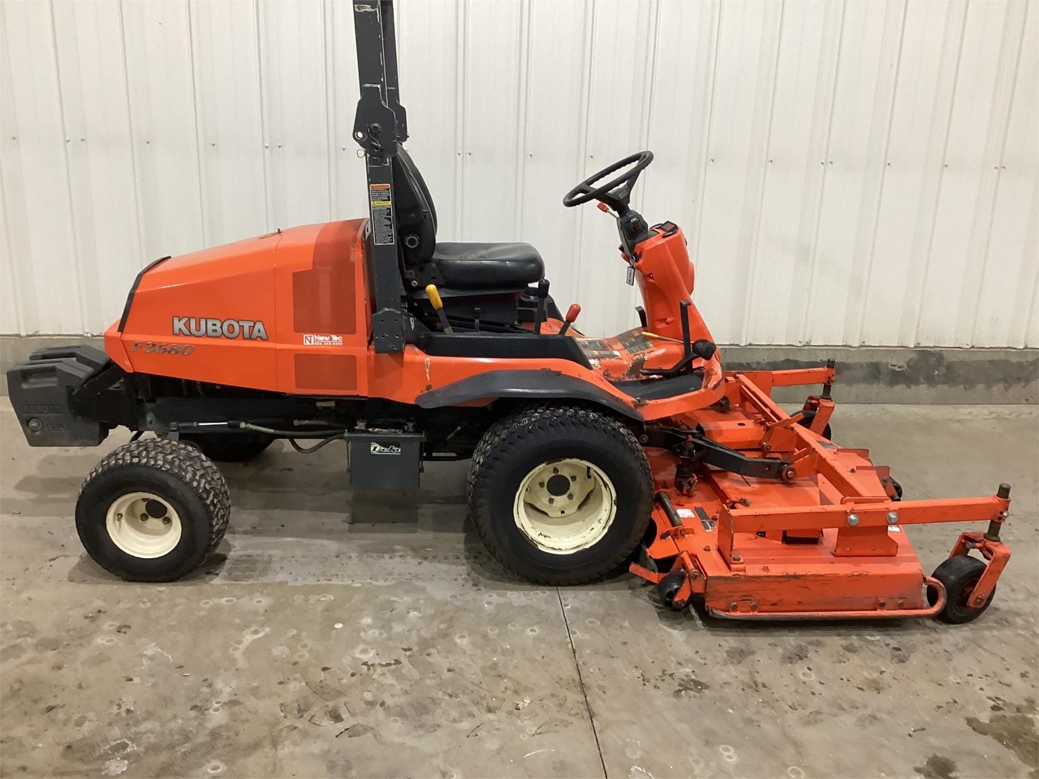 2006 Kubota F3680 Equipment Image0