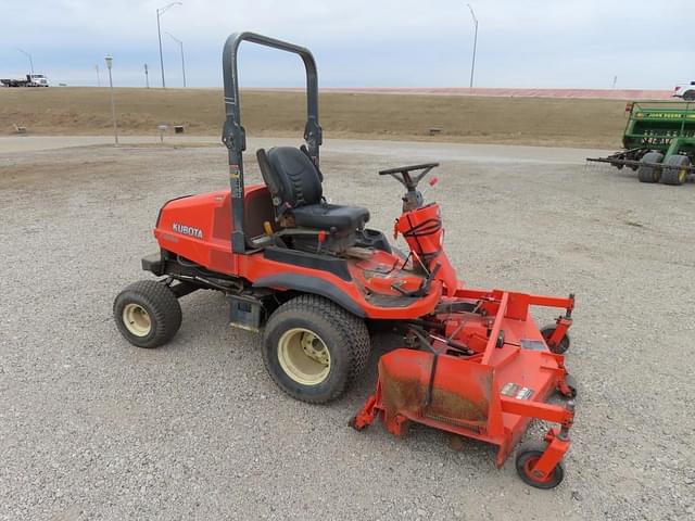 Image of Kubota F3680 equipment image 2