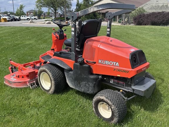 Image of Kubota F3680 equipment image 4