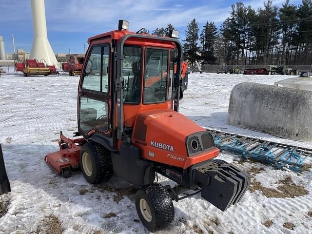 Image of Kubota F3680 equipment image 3