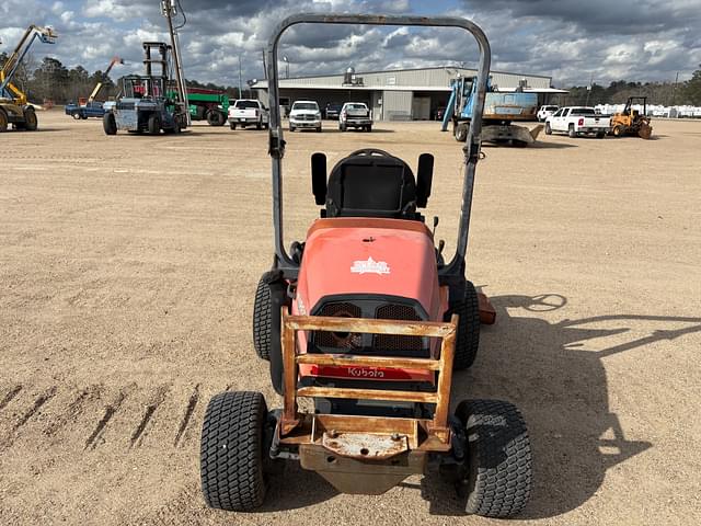 Image of Kubota F3680 equipment image 2