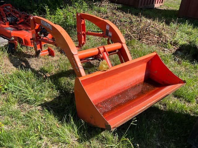 Image of Kubota LA243 equipment image 1