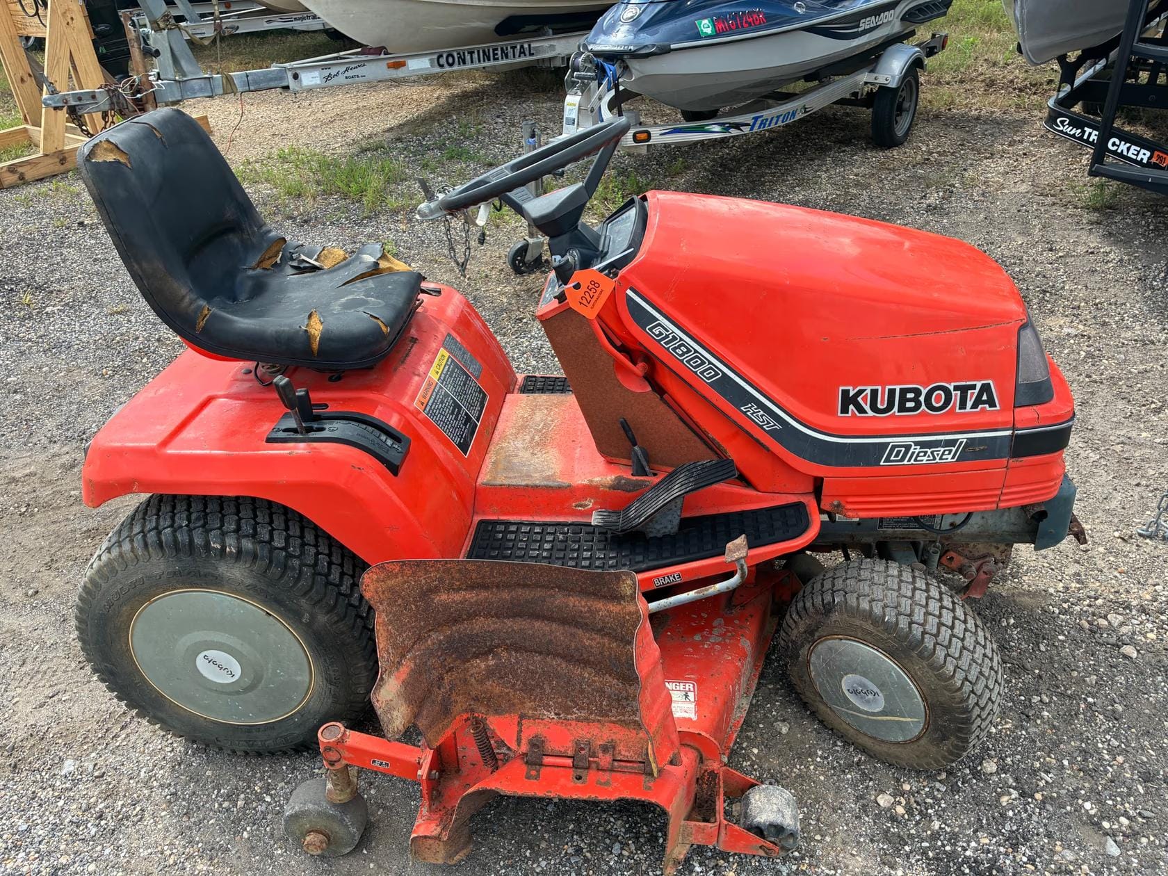 Kubota G1800 Equipment Image0