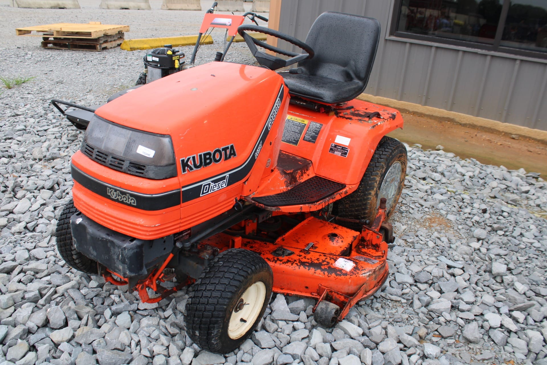Main image Kubota G1800