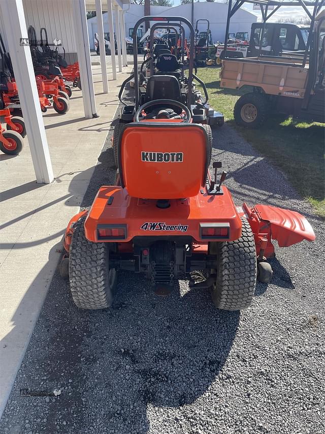 Image of Kubota G2000 equipment image 3