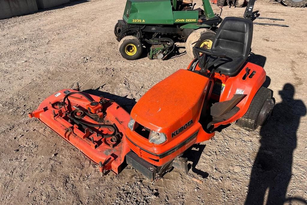 Main image Kubota G2160